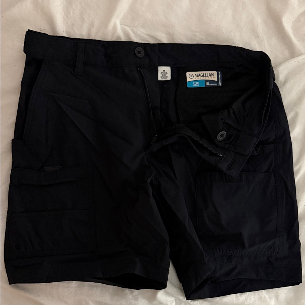 Magellan Outdoors Men's Black Cargo Performance Shorts